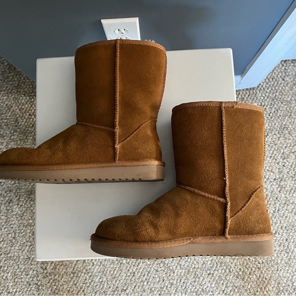 Koolaburra by UGG Women’s Koola Short Cozy Suede Fashion Boots Chestnut Sz 7 GUC - Picture 9 of 15